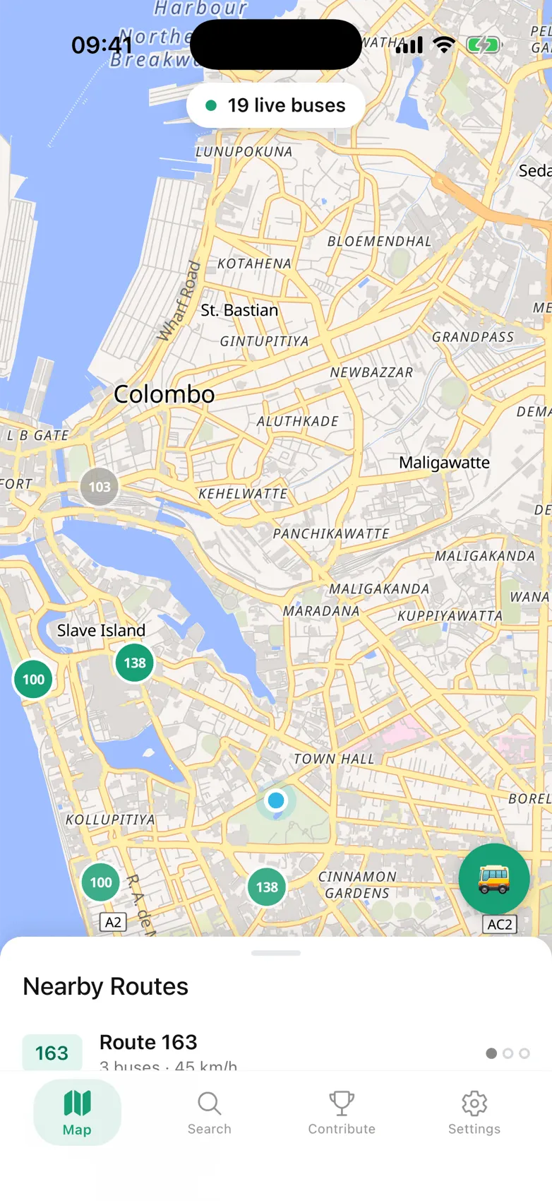 Mansariya on a phone showing Colombo with route-numbered bus markers and a count of live buses